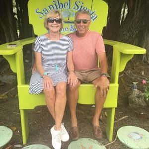 Meet your Posher, Debbie